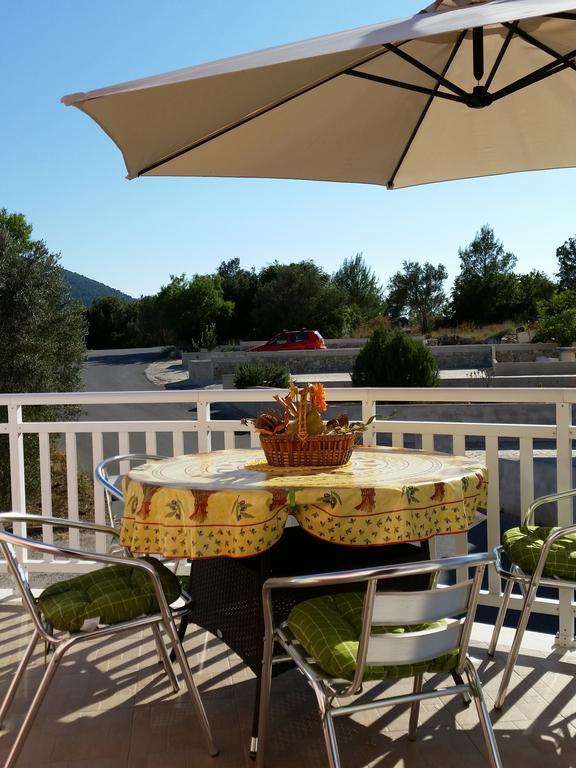 Apartments Julija Vela Luka Δωμάτιο φωτογραφία