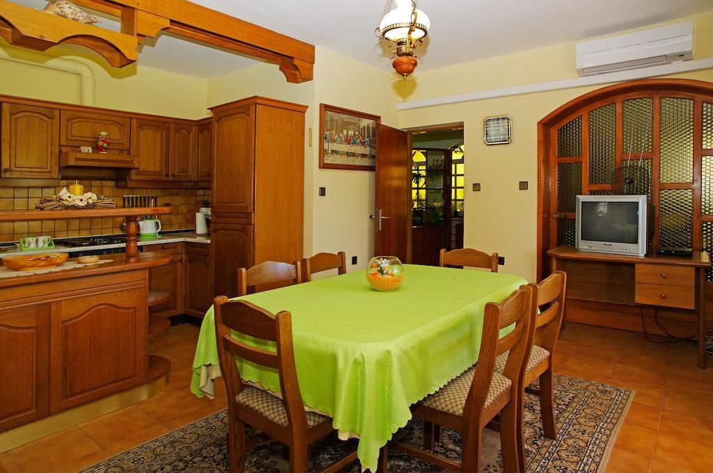 Apartments Julija Vela Luka Δωμάτιο φωτογραφία